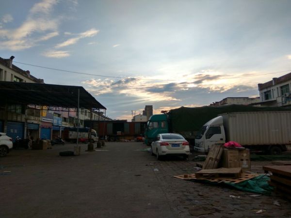 五金市場(chǎng)58萬(wàn)_3