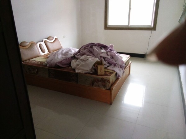 三中附近56萬_3