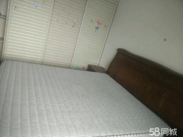 湖畔居二期1800元_3