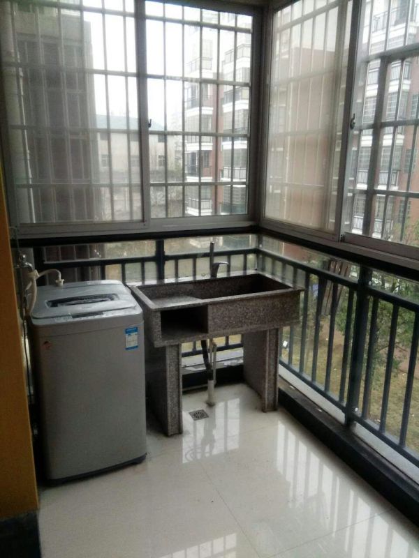 水岸華府1800元_9