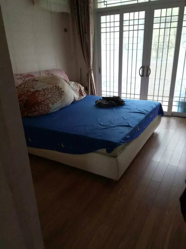 随缘小区70万_2