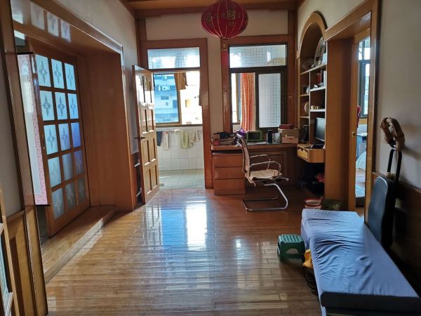 廣場附近85萬_4